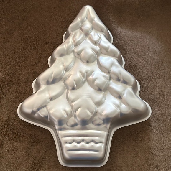 Wilton *NEW* *VINTAGE* Treeliteful Cake Baking Pan - Picture 8 of 13